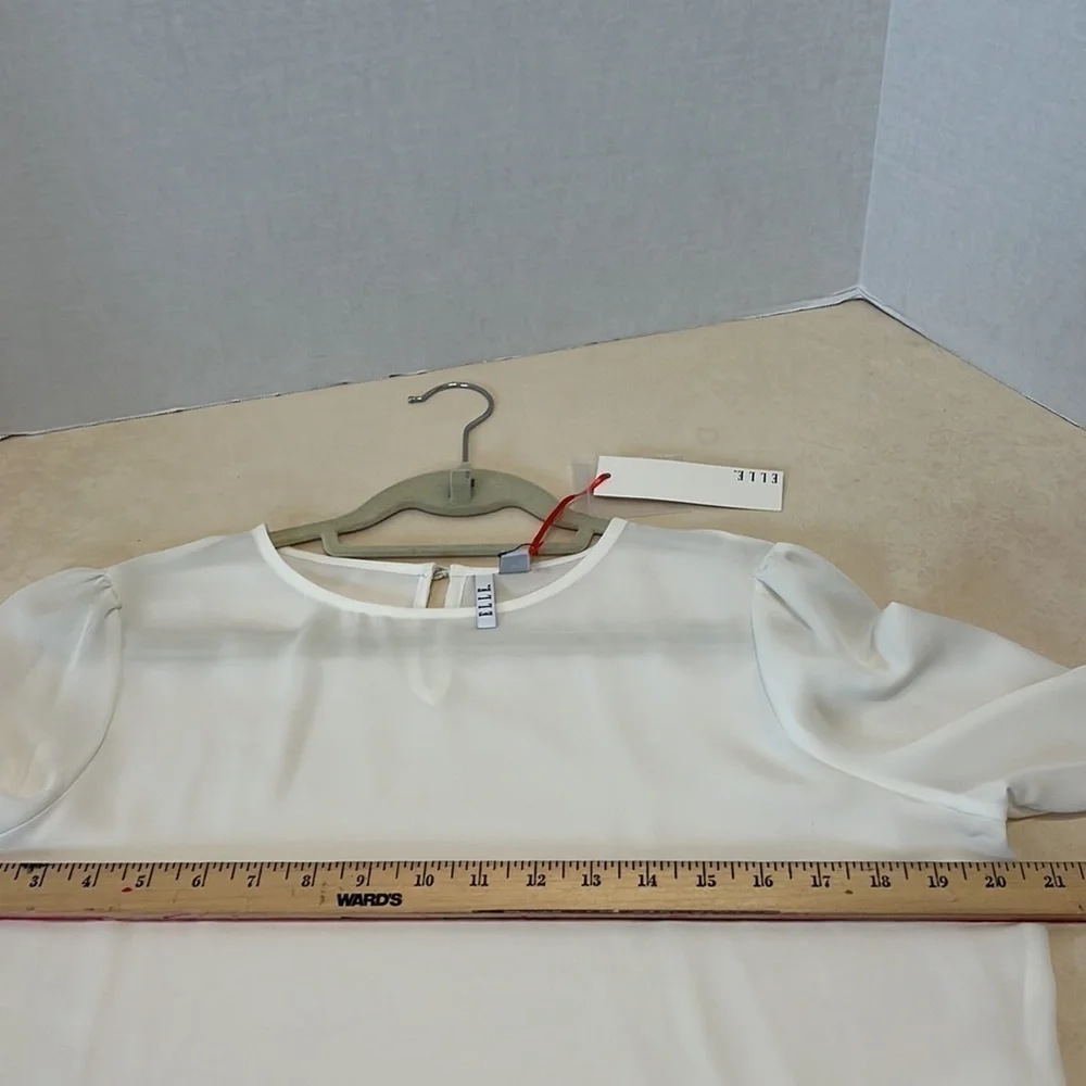Elle White Blouse with Flare Sleeve and bottom.  Size M - Picture 5 of 8